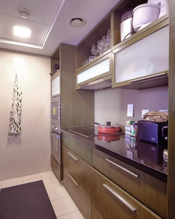 Xanadubai Loft Tower - Your Home Away From Home In Downtown Dubai! Apartment