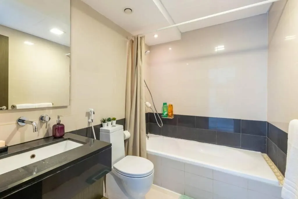 Apartment Xanadubai Loft Tower - Your Home Away From Home In Downtown Dubai! United Arab Emirates